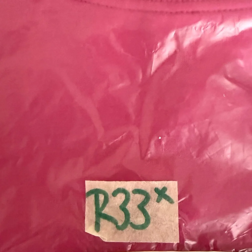 NWT, Fabletics Feather Tech+ Racerback Tank, Dragonfruit, M, R33x - Picture 3 of 3